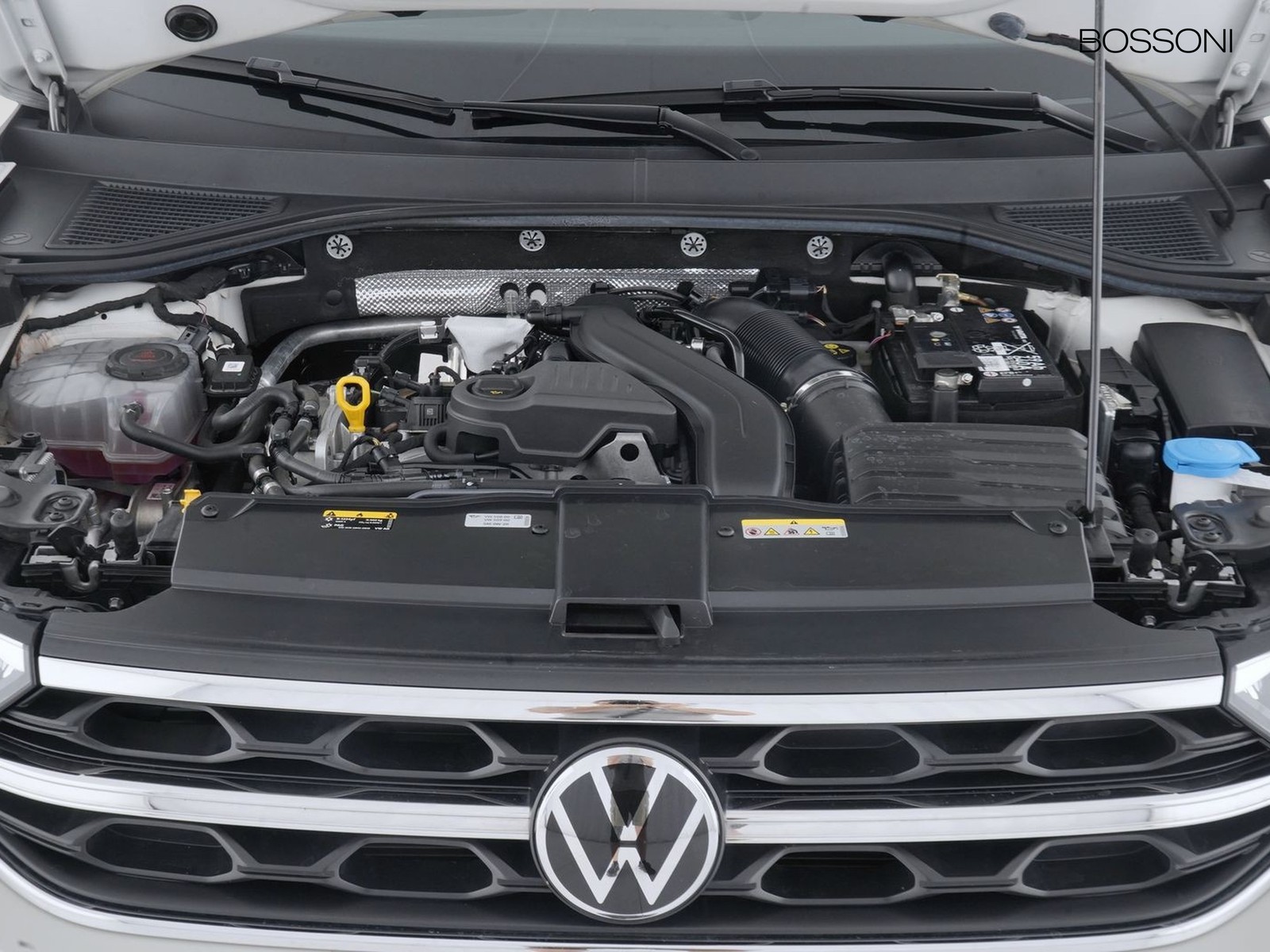 11 - Volkswagen T-Roc 1.5 tsi act style dsg
