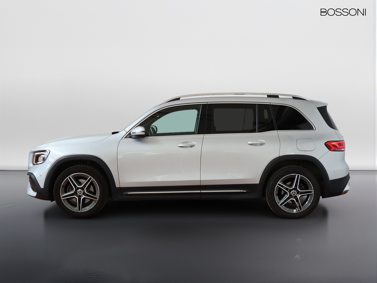 3 - Mercedes GLB 200 d premium 8g-dct