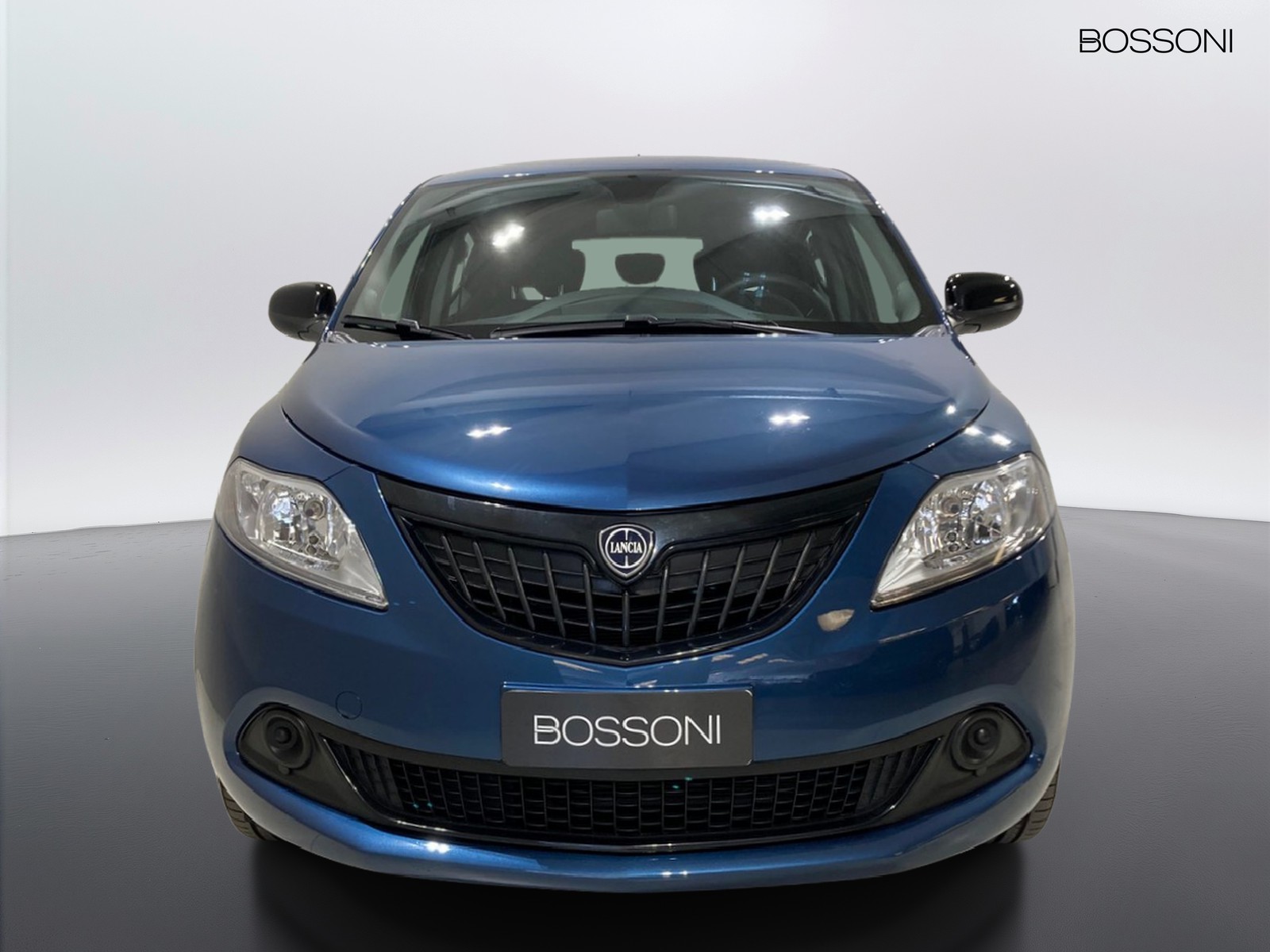 2 - Lancia Ypsilon 1.0 firefly hybrid 70cv silver s&s