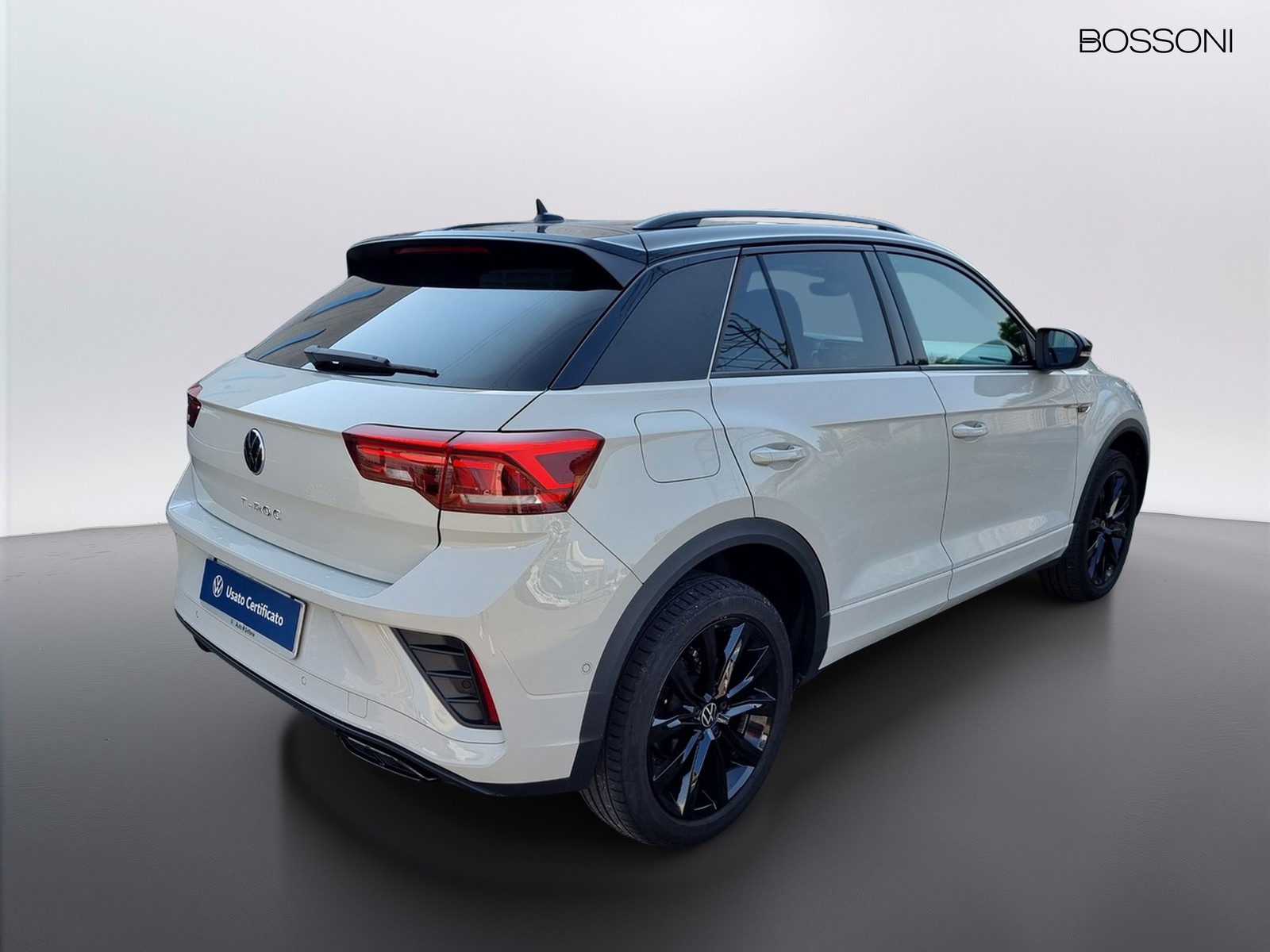 3 - Volkswagen T-Roc 1.5 tsi act r line