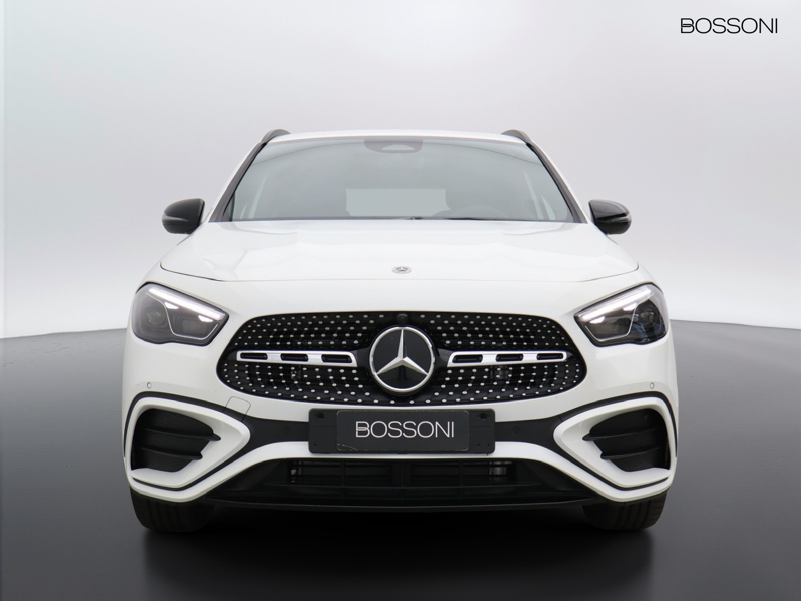 2 - Mercedes GLA 200 d amg line extra 8g-dct