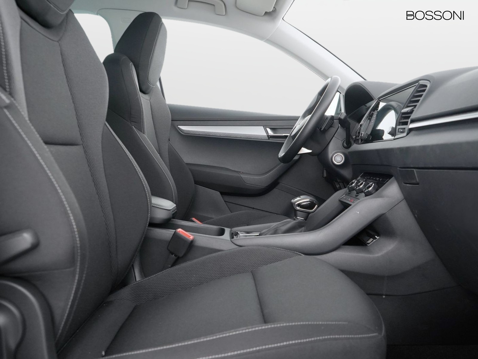 8 - Skoda Karoq 2.0 tdi evo scr 150cv executive dsg