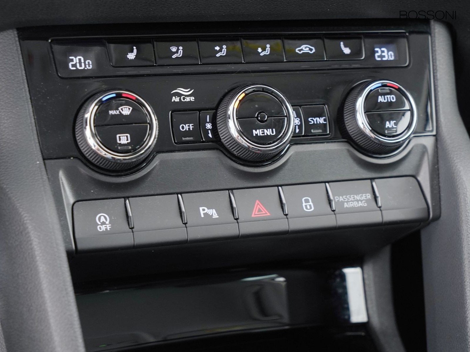 24 - Skoda Karoq 2.0 tdi evo scr 150cv executive dsg