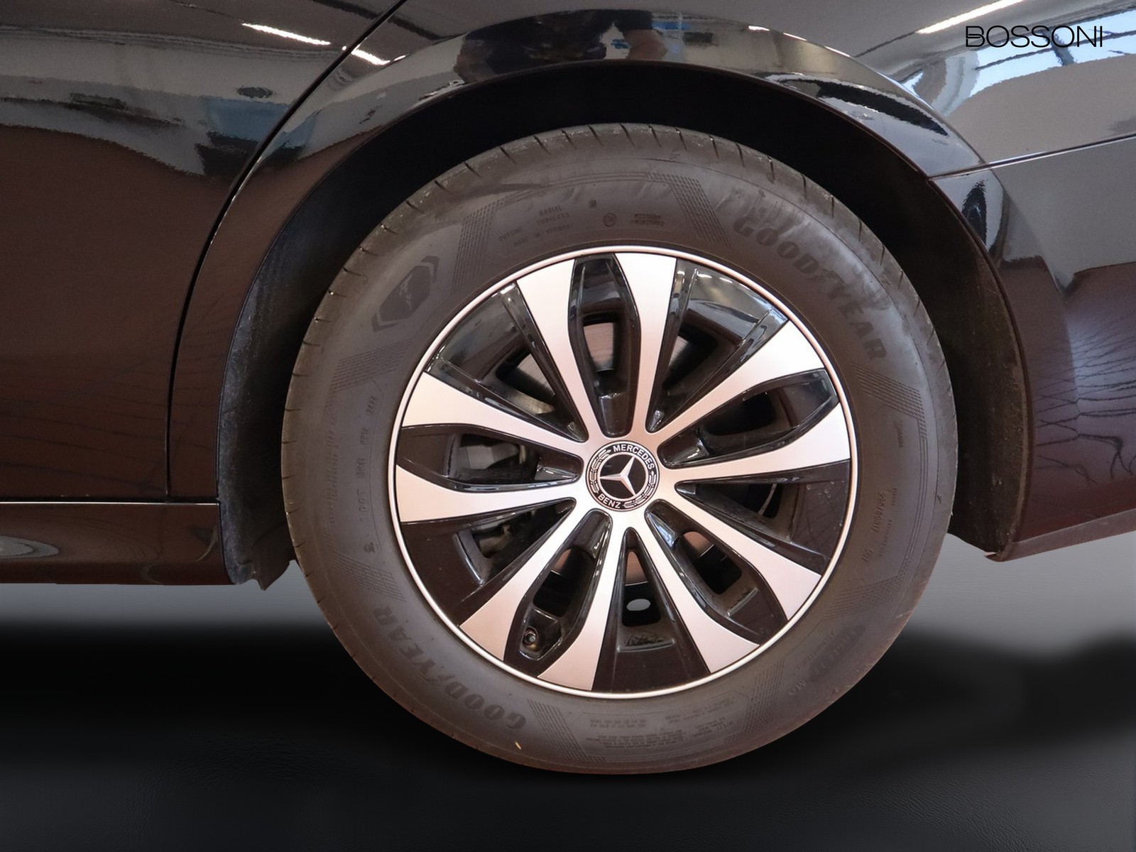 4 - Mercedes Classe E berlina 220 d advanced 9g-tronic