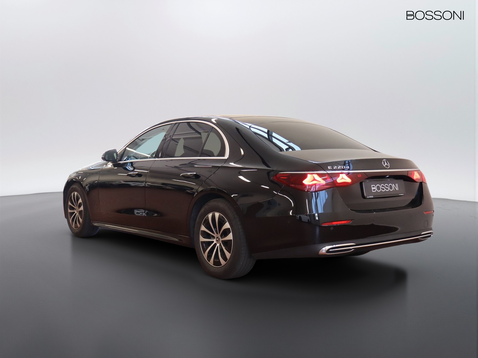 5 - Mercedes Classe E berlina 220 d advanced 9g-tronic