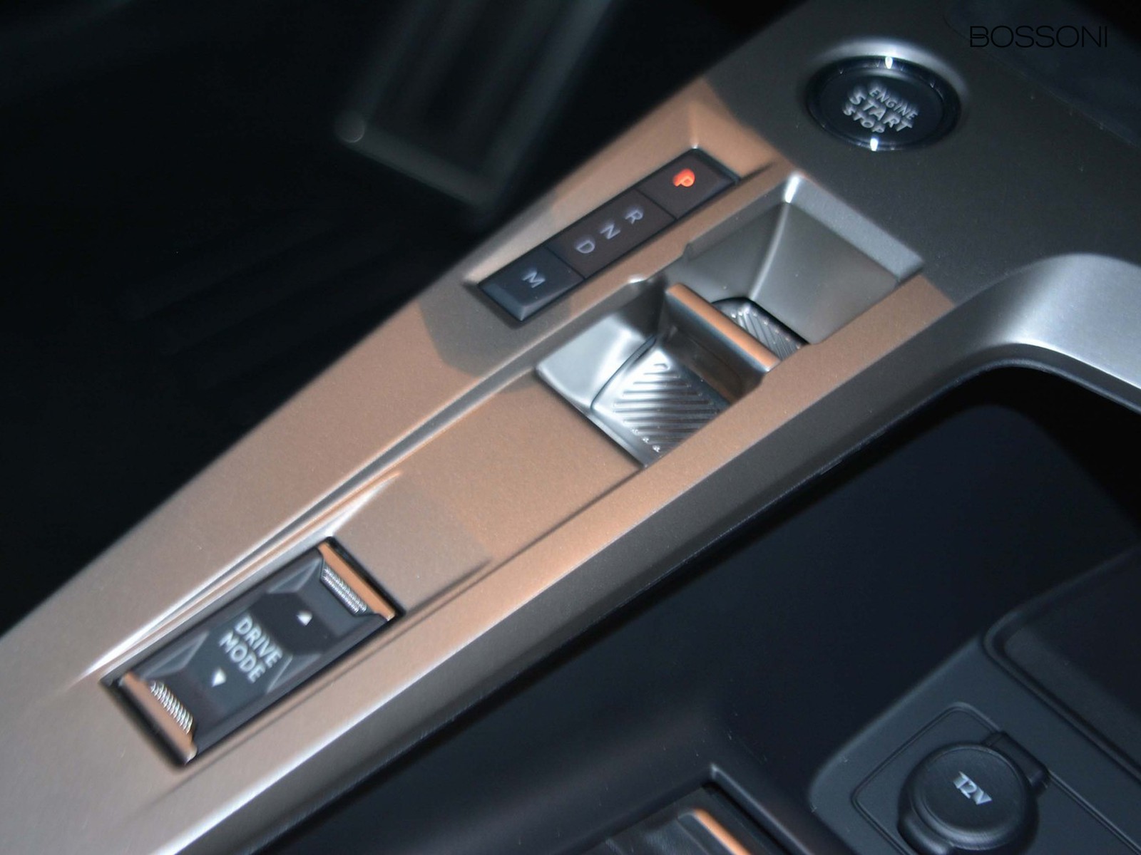 11 - Peugeot 308 1.2 hybrid 145cv gt e-dcs6