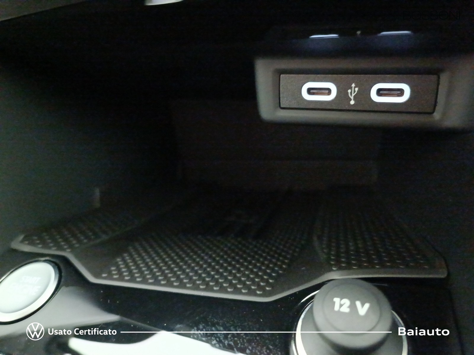 12 - Volkswagen T-Roc 2.0 tdi scr 150cv sport dsg