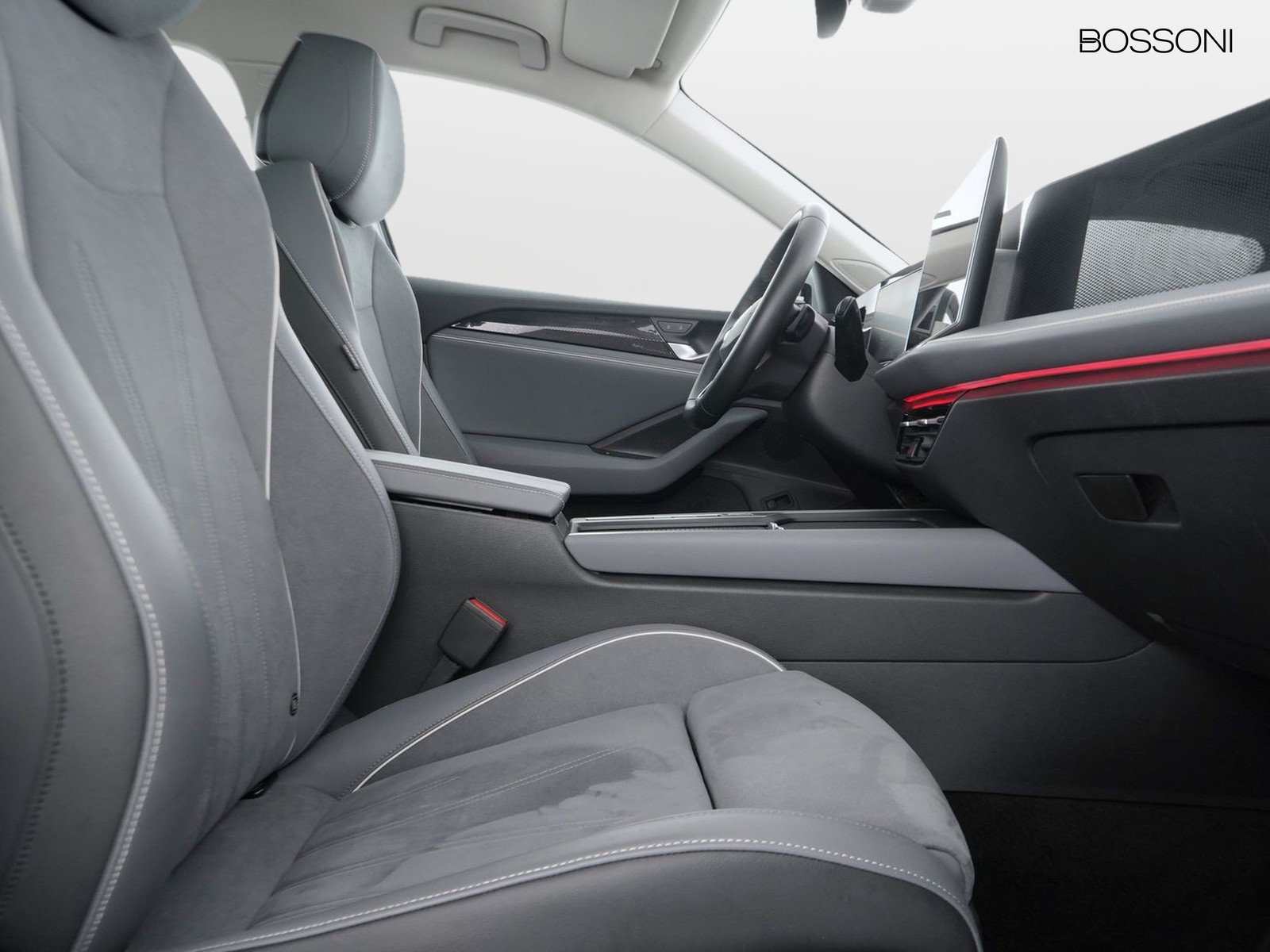 8 - Volkswagen Passat 2.0 tdi scr evo 150cv business dsg