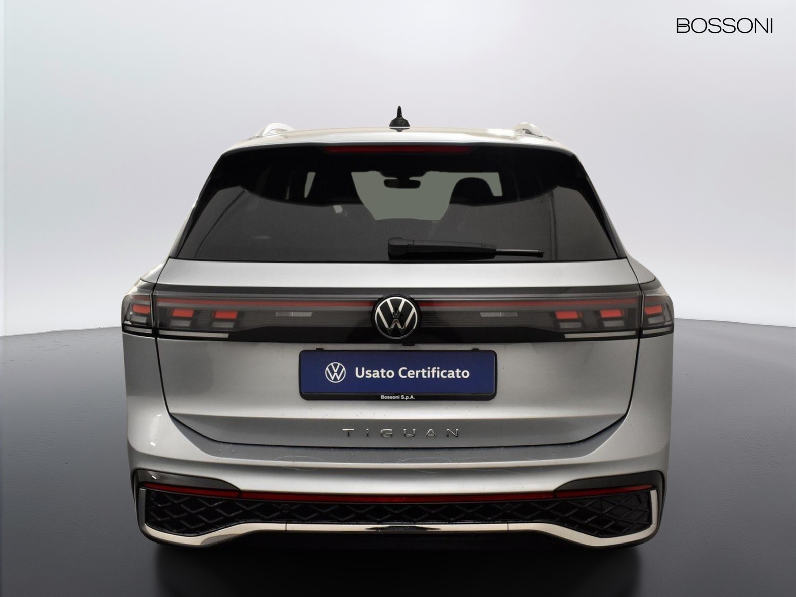 5 - Volkswagen Tiguan 2.0 tdi scr 150cv r-line dsg