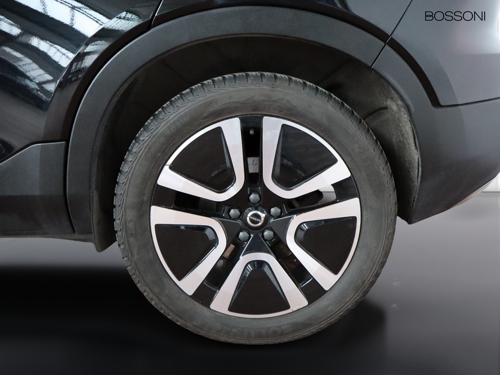 4 - Volvo XC40 1.5 t4 recharge plug-in-hybrid inscription geartronic my21