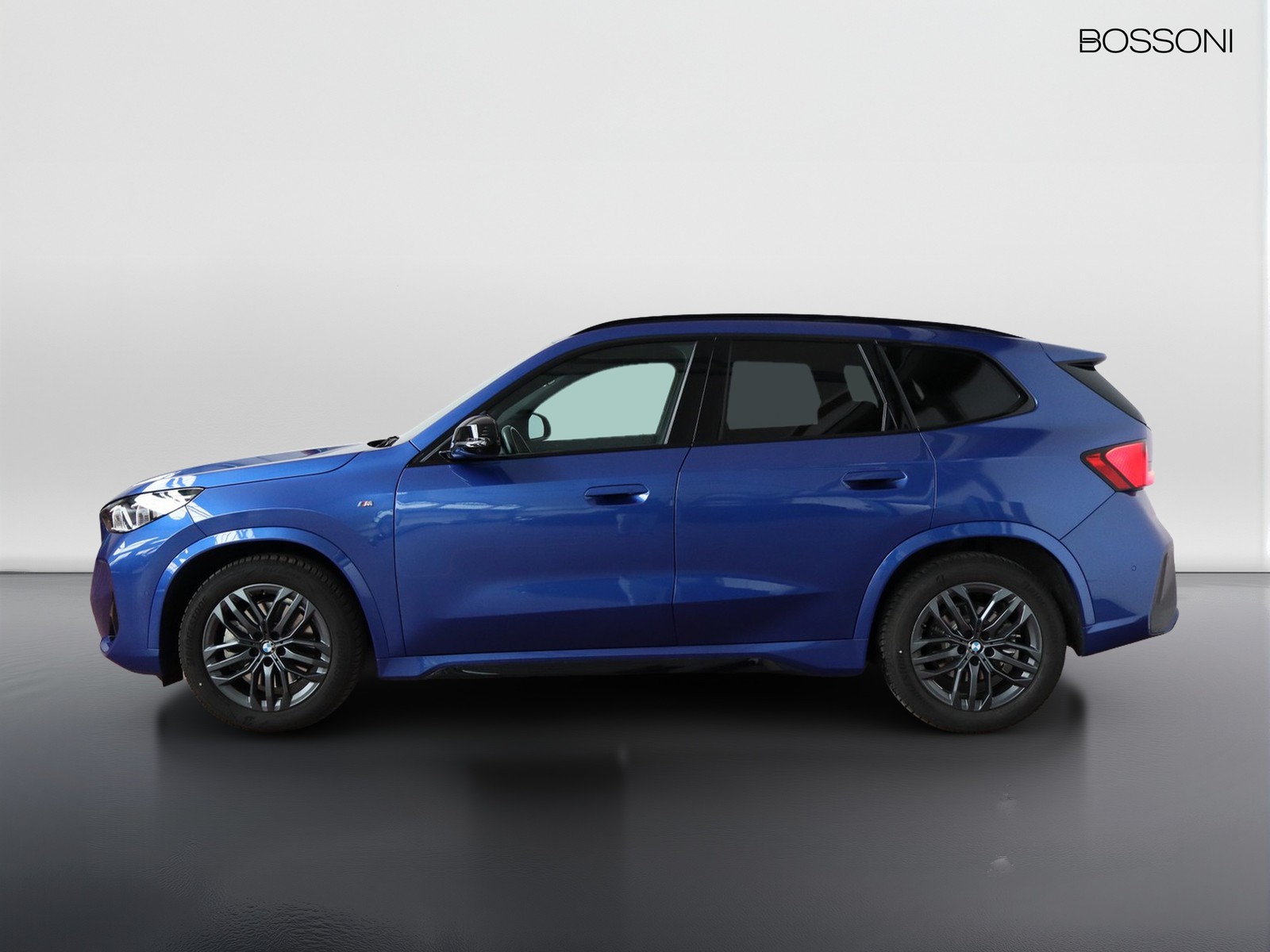 3 - BMW X1 23d mild hybrid 48v xdrive msport edition signature dct