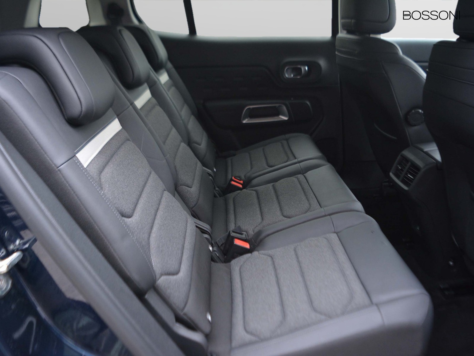 6 - Citroen C5 Aircross 1.2 puretech plus s&s