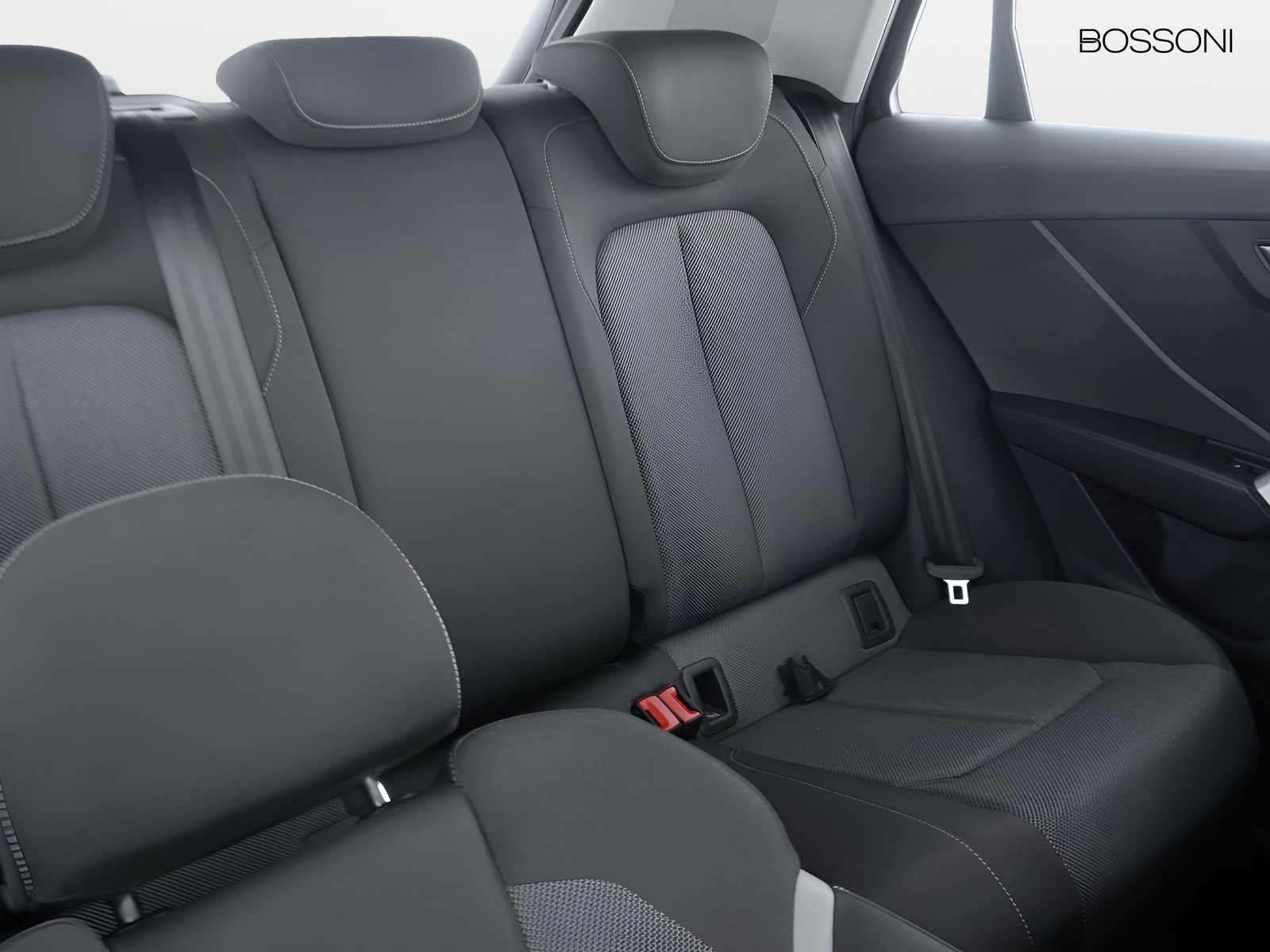 21 - Audi Q2 30 1.6 tdi admired s tronic my20