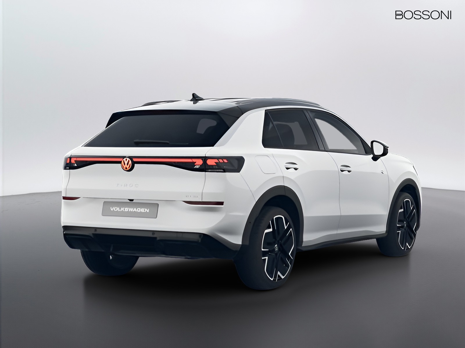 6 - Volkswagen T-Roc 1.5 etsi act 150cv r-line dsg