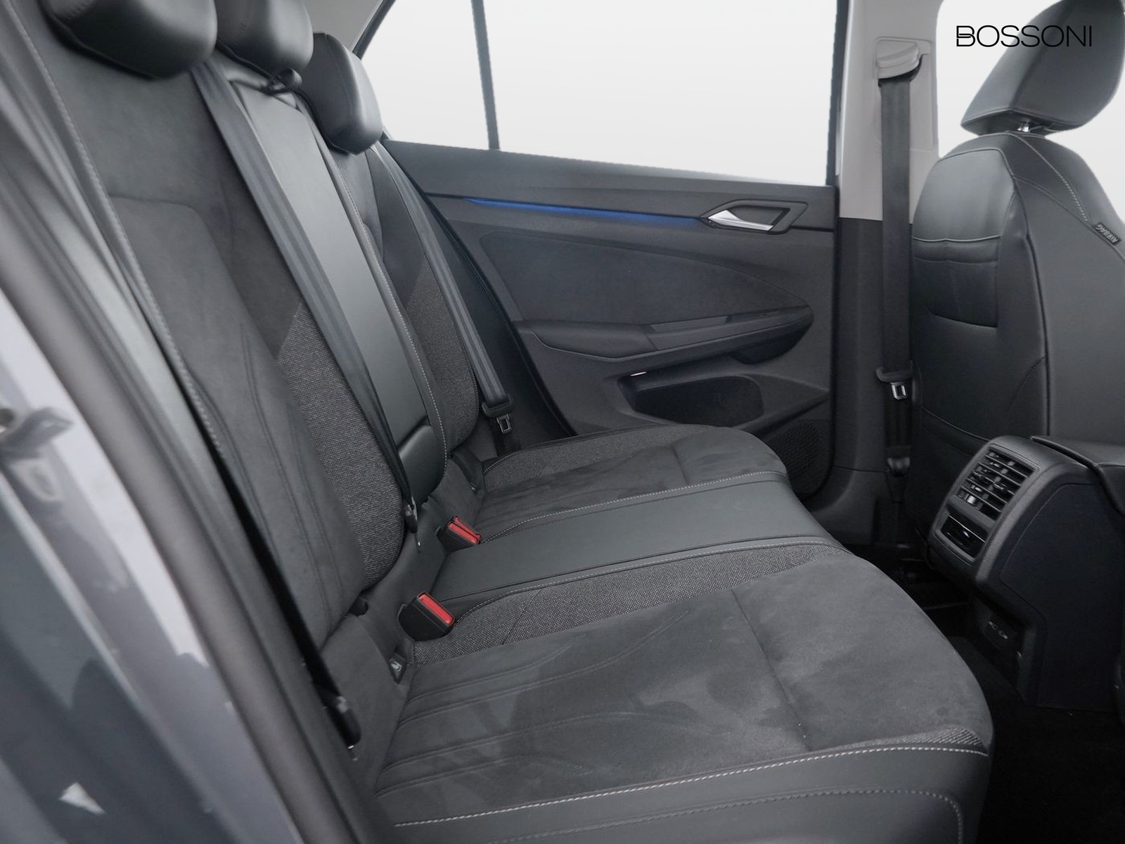 9 - Volkswagen Golf 2.0 tdi scr 150cv style dsg