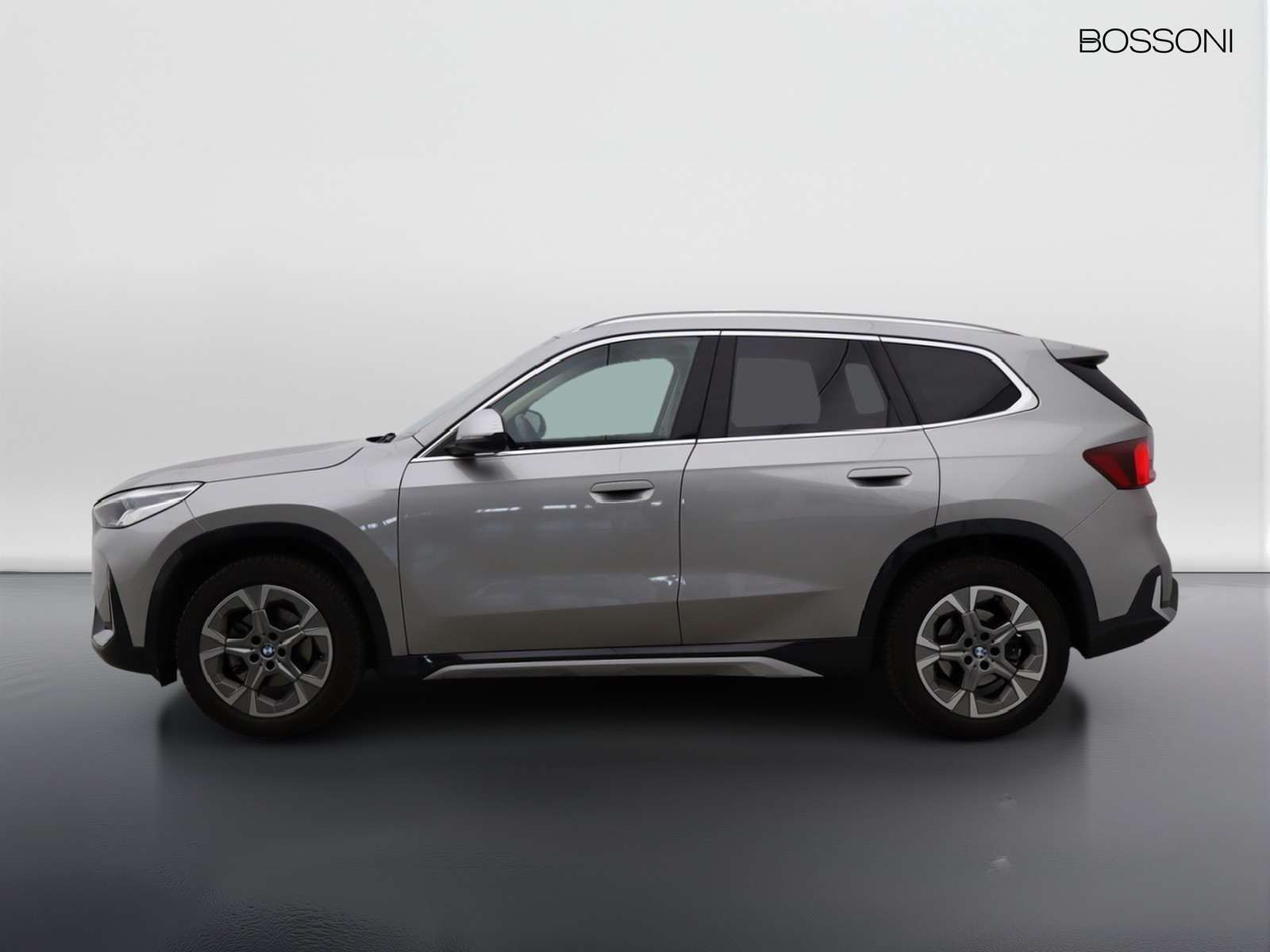3 - BMW X1 20d mild hybrid 48v xdrive x-line dct