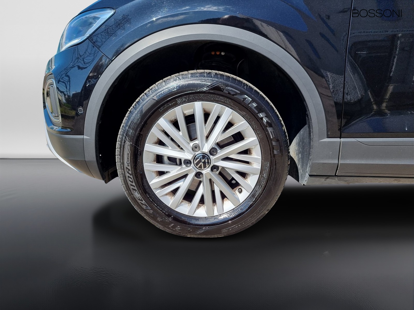 5 - Volkswagen T-Roc 2.0 tdi scr 115cv life