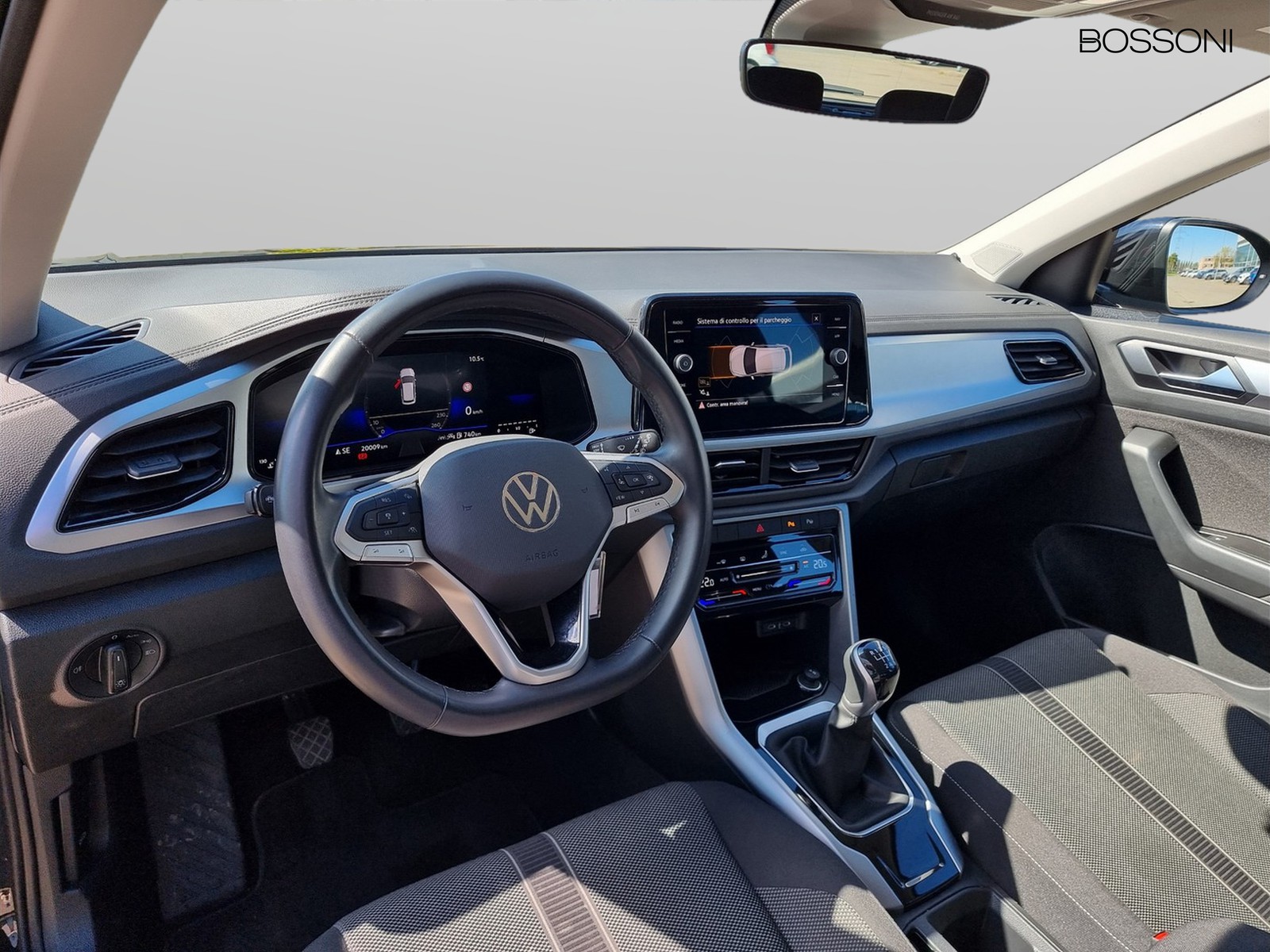 6 - Volkswagen T-Roc 2.0 tdi scr 115cv life