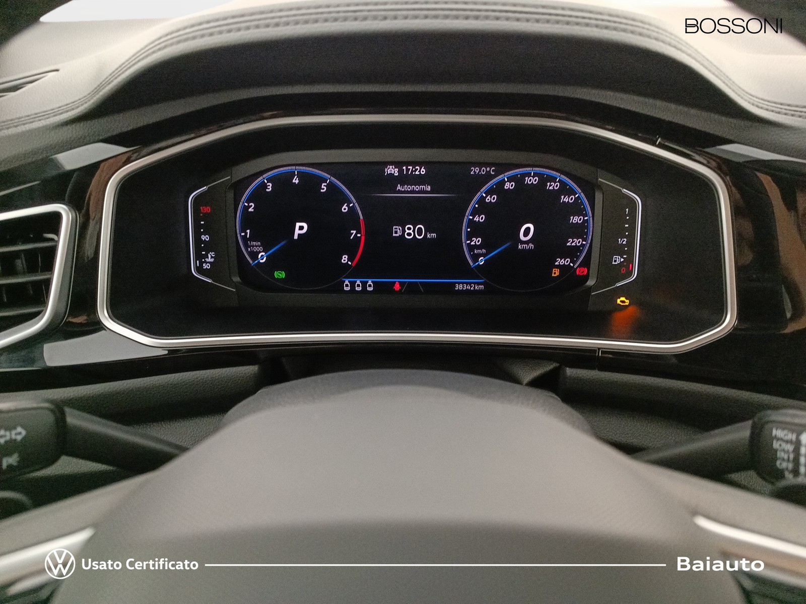 9 - Volkswagen T-Roc 1.5 tsi act r line dsg