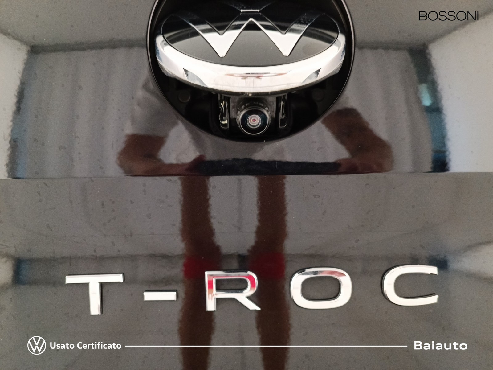 28 - Volkswagen T-Roc 1.5 tsi act r line dsg