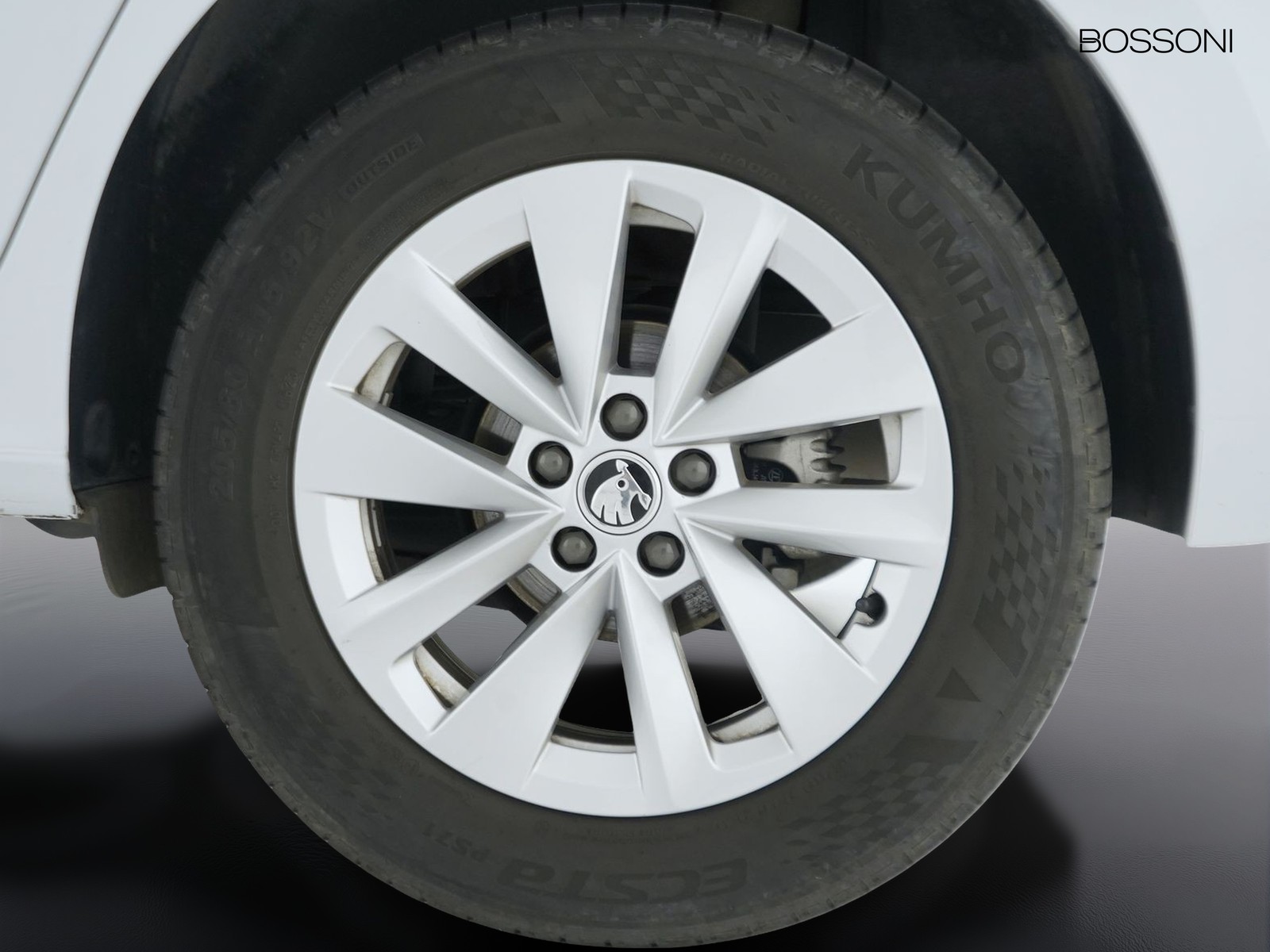 12 - Skoda Kamiq 1.0 tsi 95cv ambition