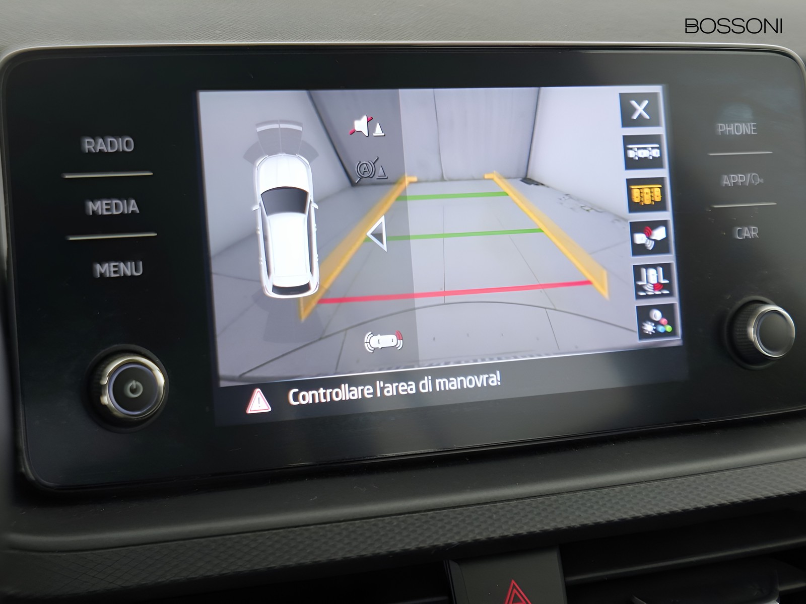 30 - Skoda Kamiq 1.0 tsi 95cv ambition