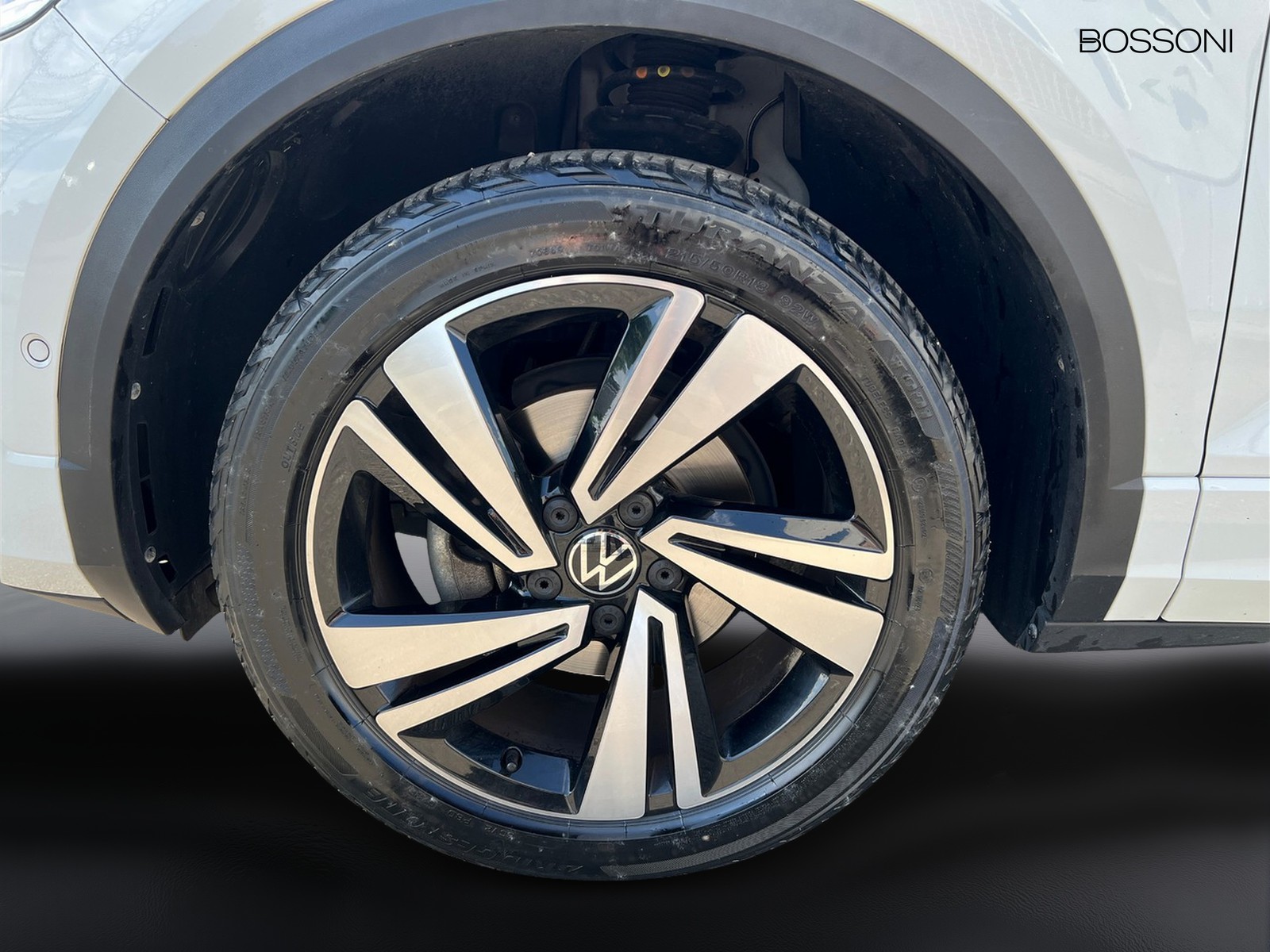 5 - Volkswagen T-Roc 1.5 tsi act r line dsg