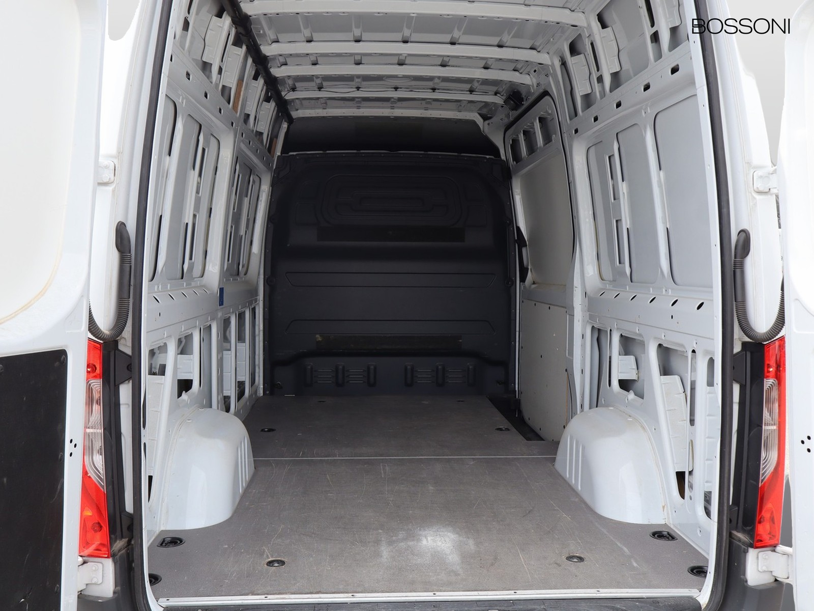 12 - Mercedes Vans Sprinter 315 2.0 cdi f 37/35 rwd h2