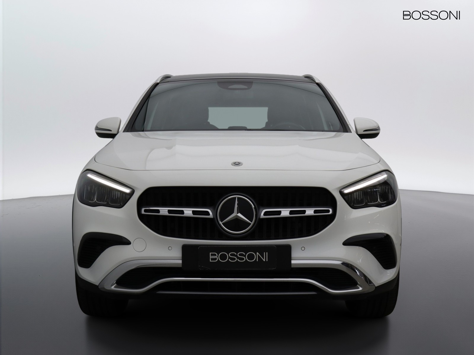 2 - Mercedes GLA 200 d progressive advanced 8g-dct