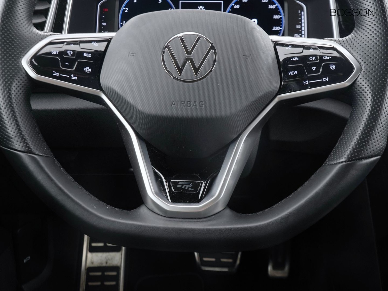15 - Volkswagen T-Roc 1.5 tsi act r line dsg