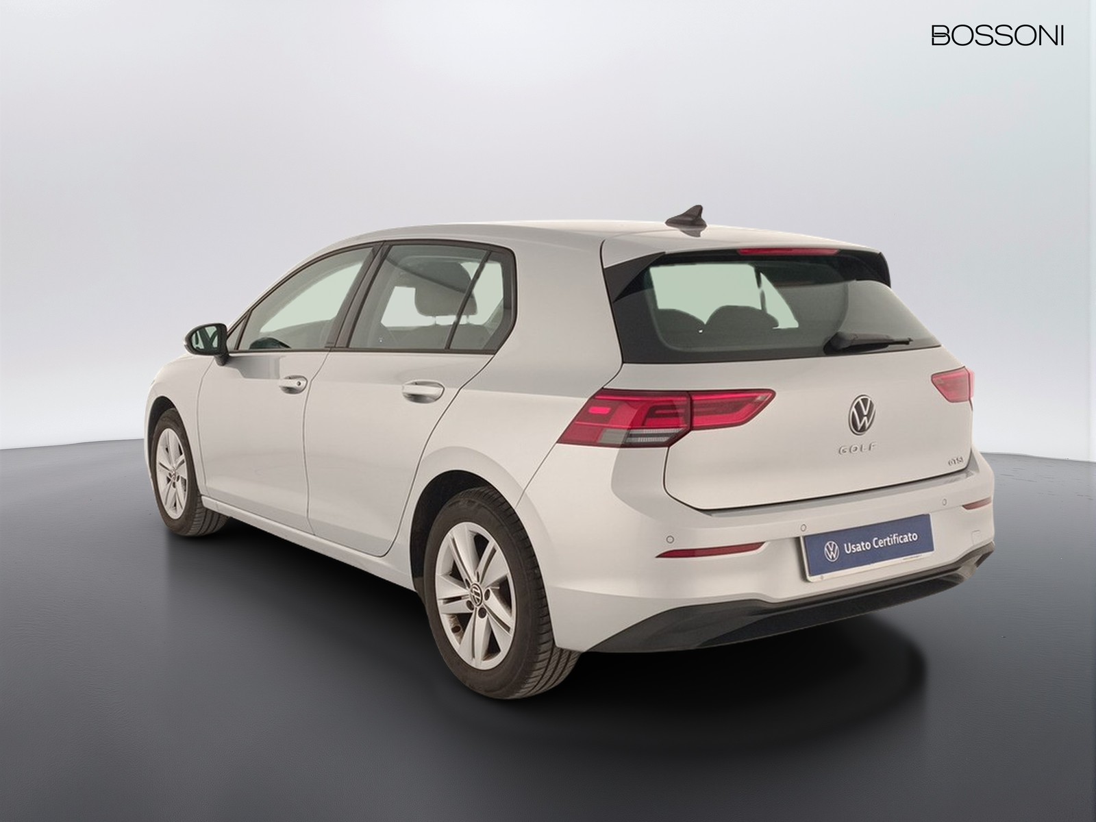 4 - Volkswagen Golf 1.0 etsi evo 110cv life dsg