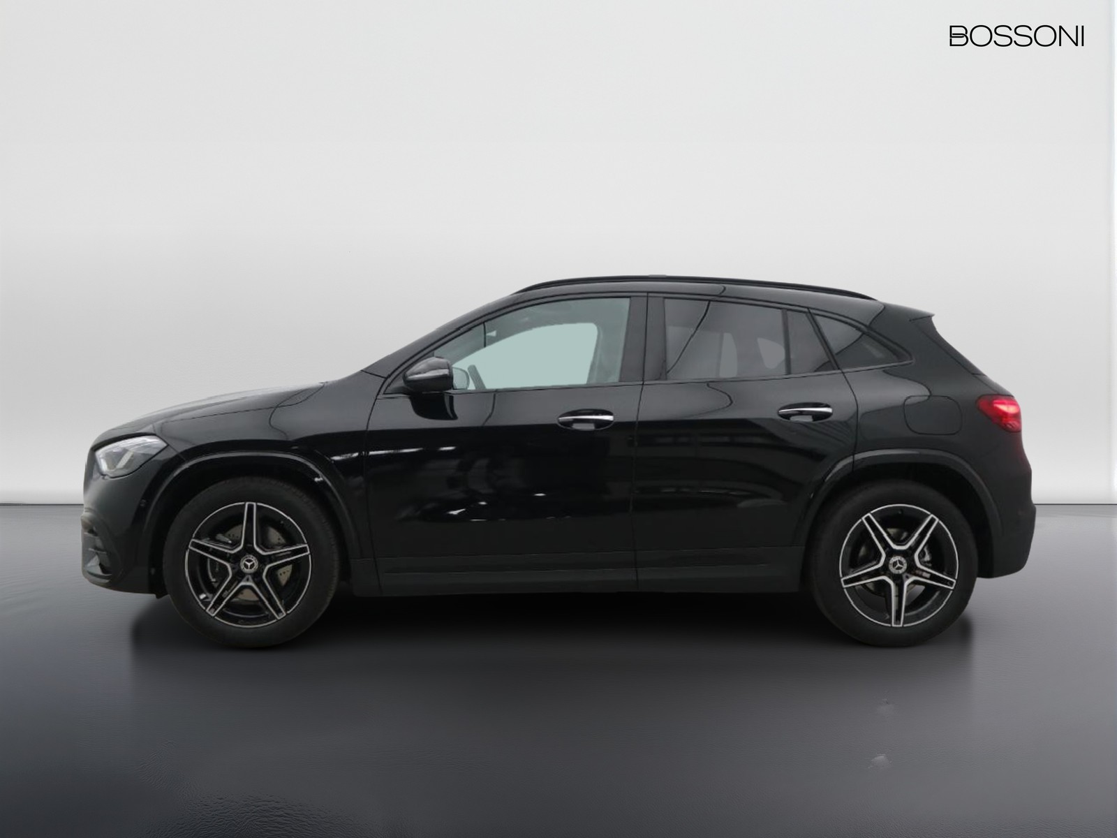 3 - Mercedes GLA 200 d amg line advanced plus 8g-dct