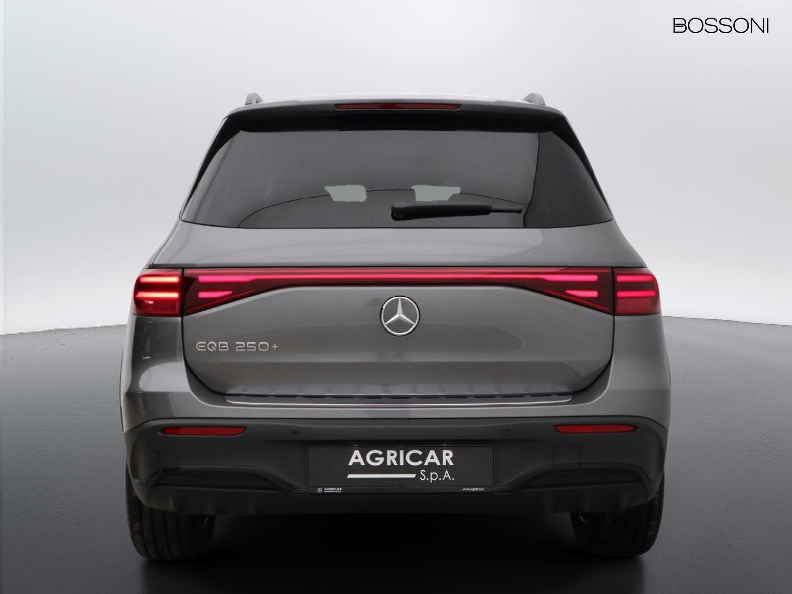 6 - Mercedes EQB 250+ amg line advanced