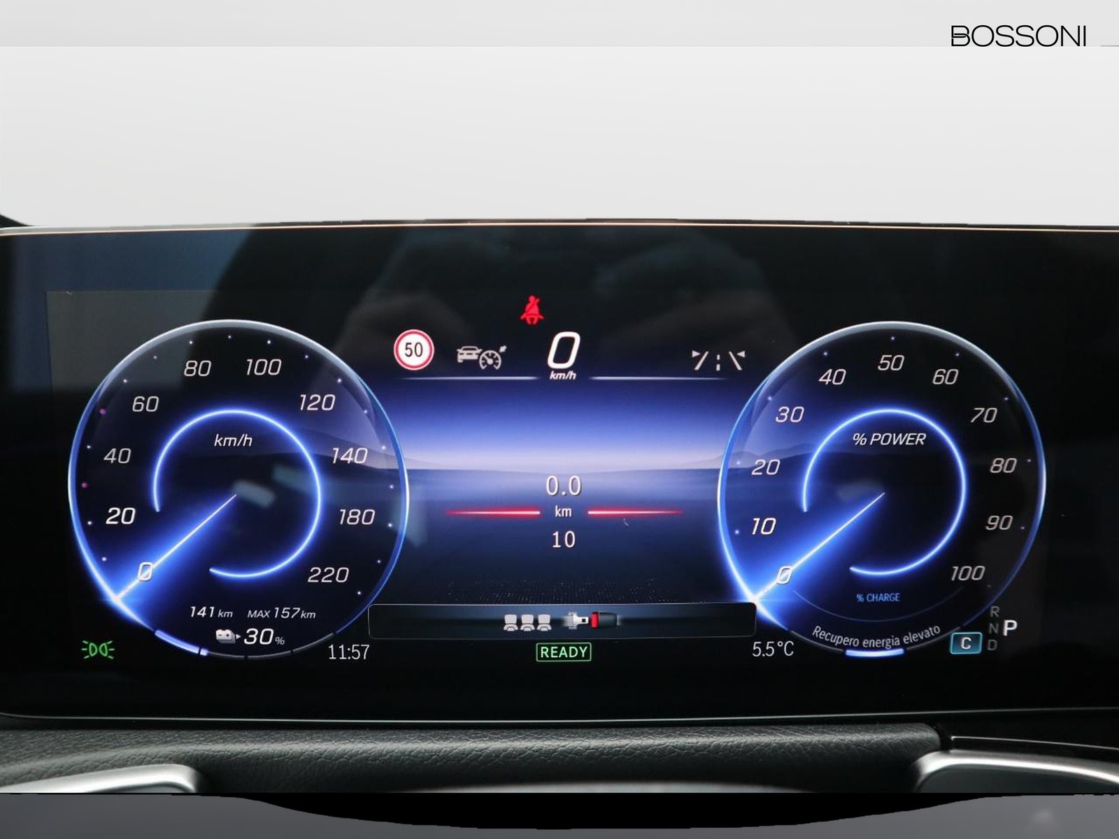 9 - Mercedes EQB 250+ amg line advanced