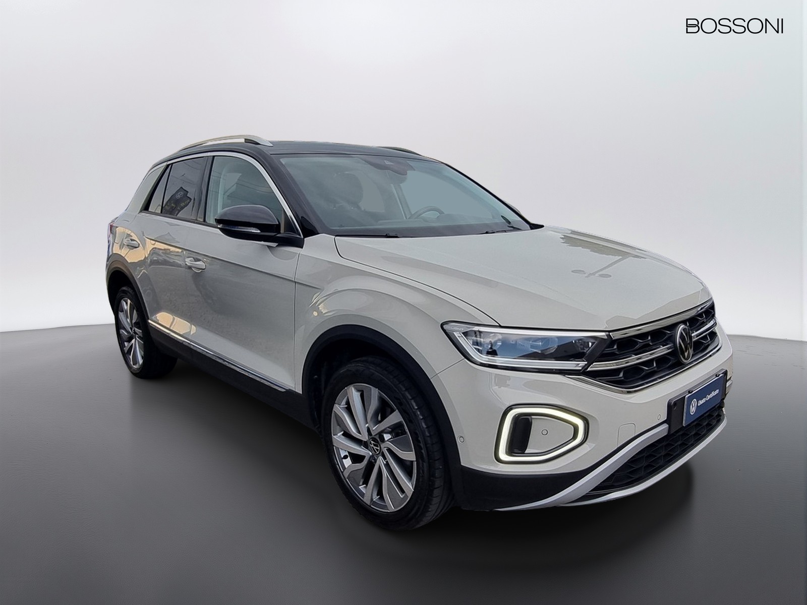 2 - Volkswagen T-Roc 1.0 tsi 110cv style
