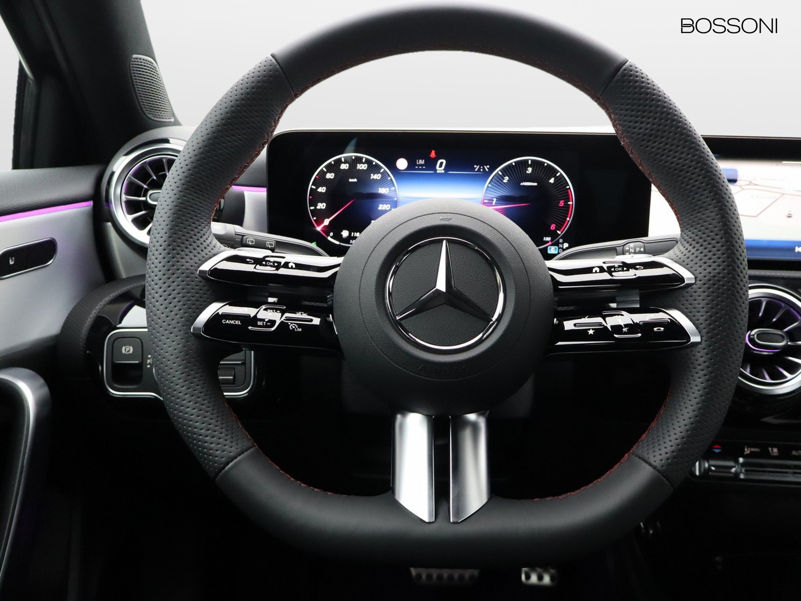 17 - Mercedes Classe A 180 d amg line premium speedshift dct amg 8g