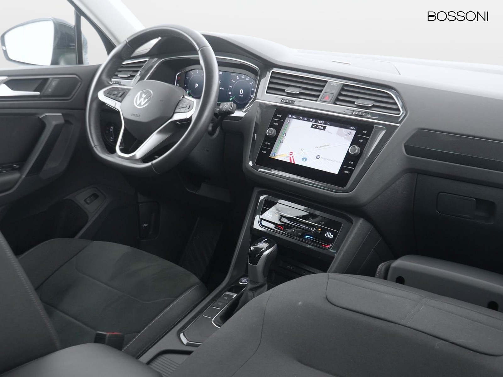 6 - Volkswagen Tiguan 1.5 tsi act 150cv elegance dsg