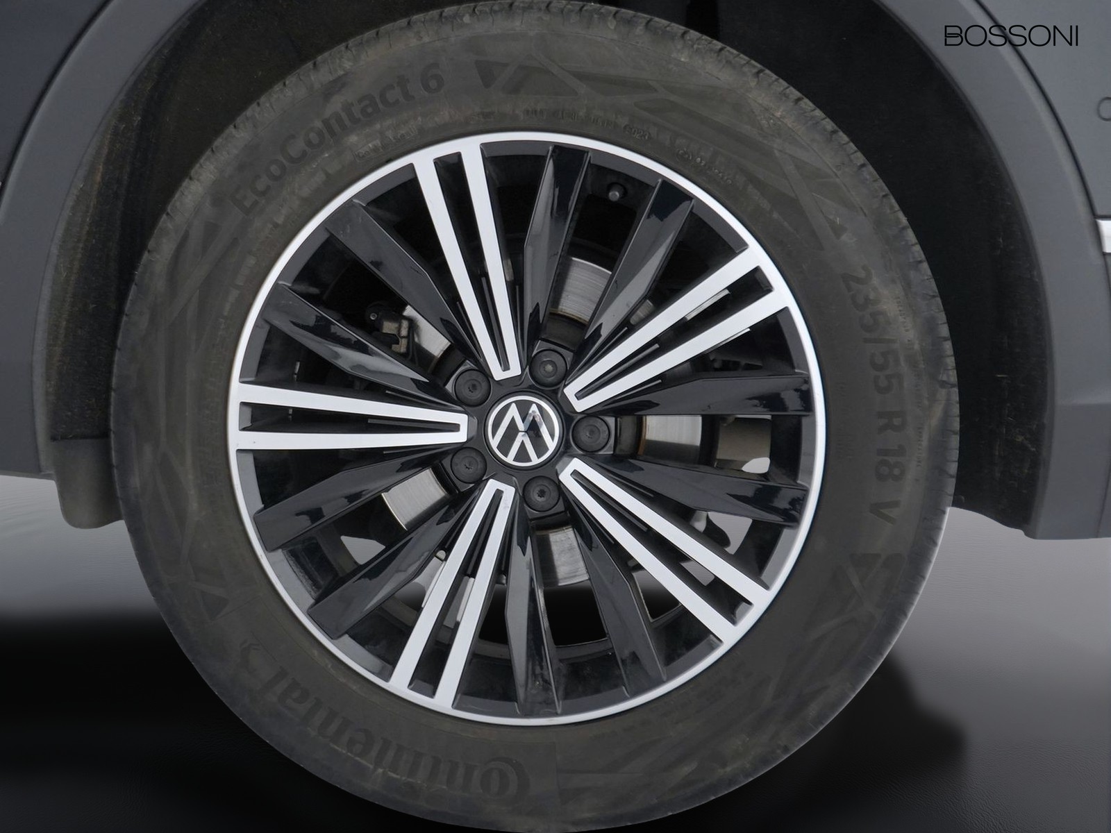 12 - Volkswagen Tiguan 1.5 tsi act 150cv elegance dsg