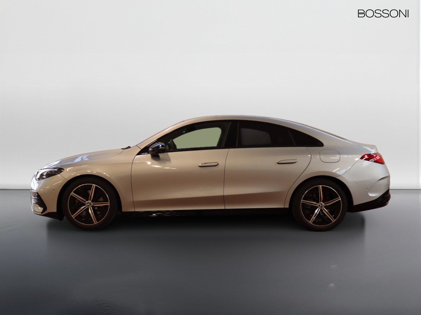 3 - Mercedes CLA 200 advanced plus 4matic auto