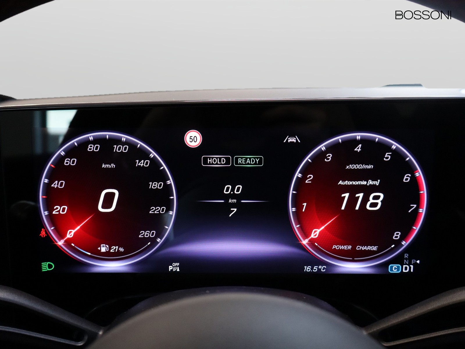 9 - Mercedes CLA 200 advanced plus 4matic auto