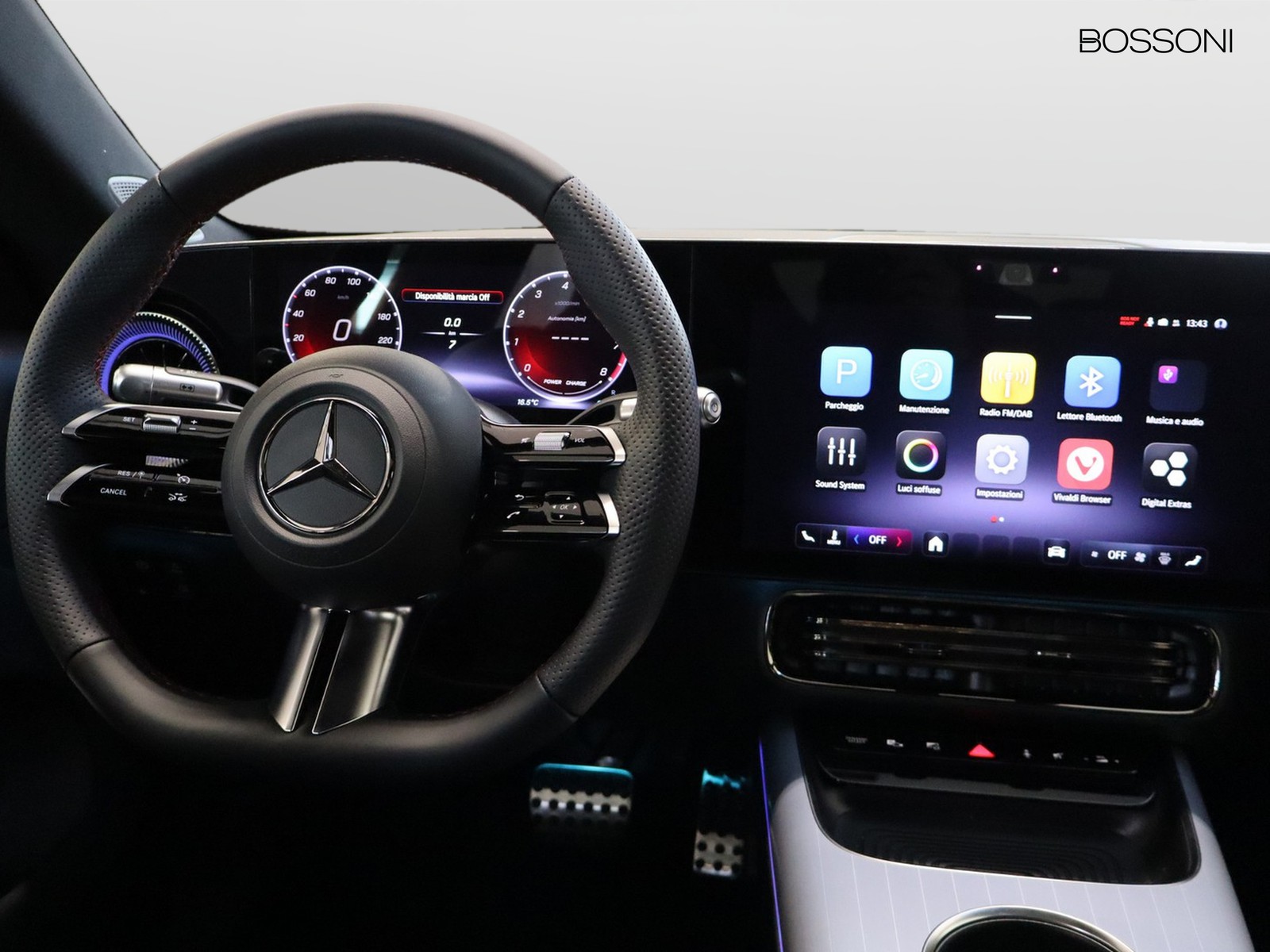 12 - Mercedes CLA 200 advanced plus 4matic auto