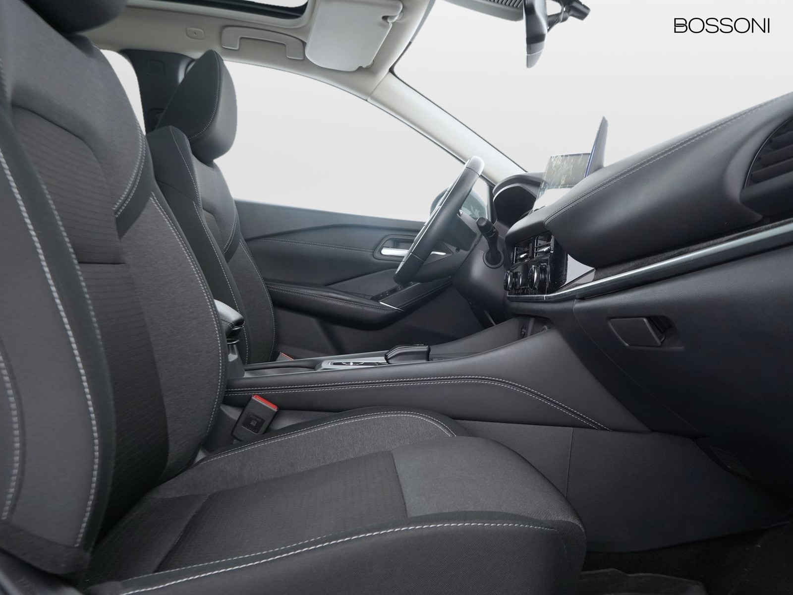 8 - Nissan Qashqai 1.5 e-power n-connecta 2wd e-shifter