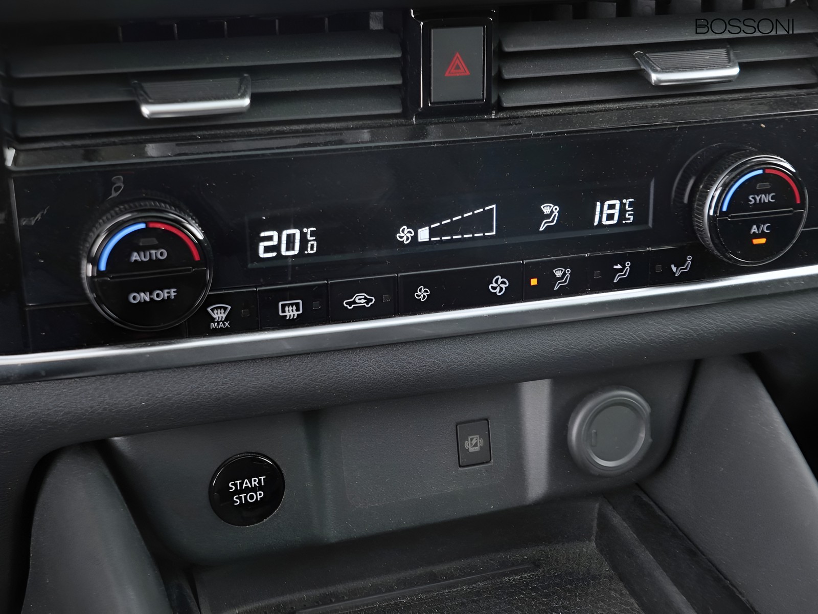 24 - Nissan Qashqai 1.5 e-power n-connecta 2wd e-shifter