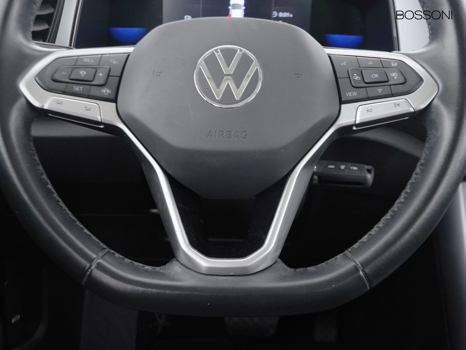 15 - Volkswagen T-Roc 2.0 tdi scr 150cv life dsg