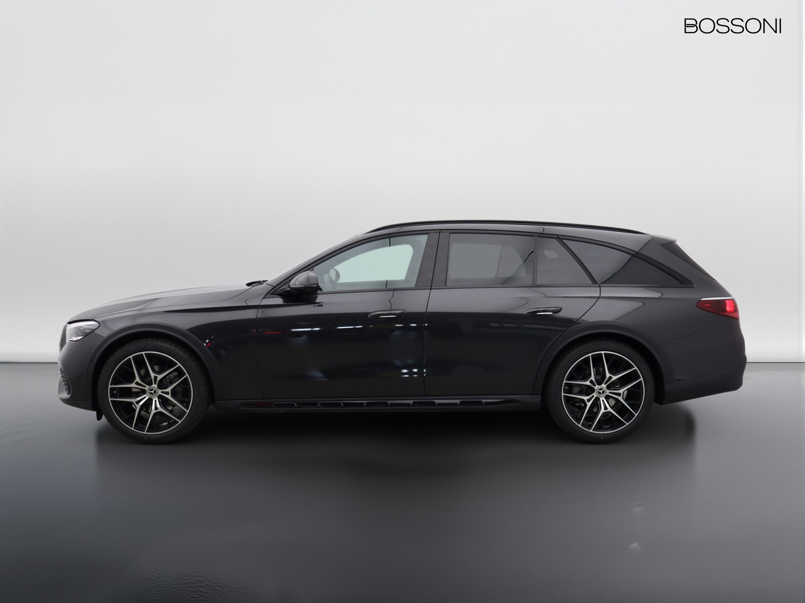 3 - Mercedes Classe E station wagon all-terrain 220 d advanced plus 4matic 9g-tronic