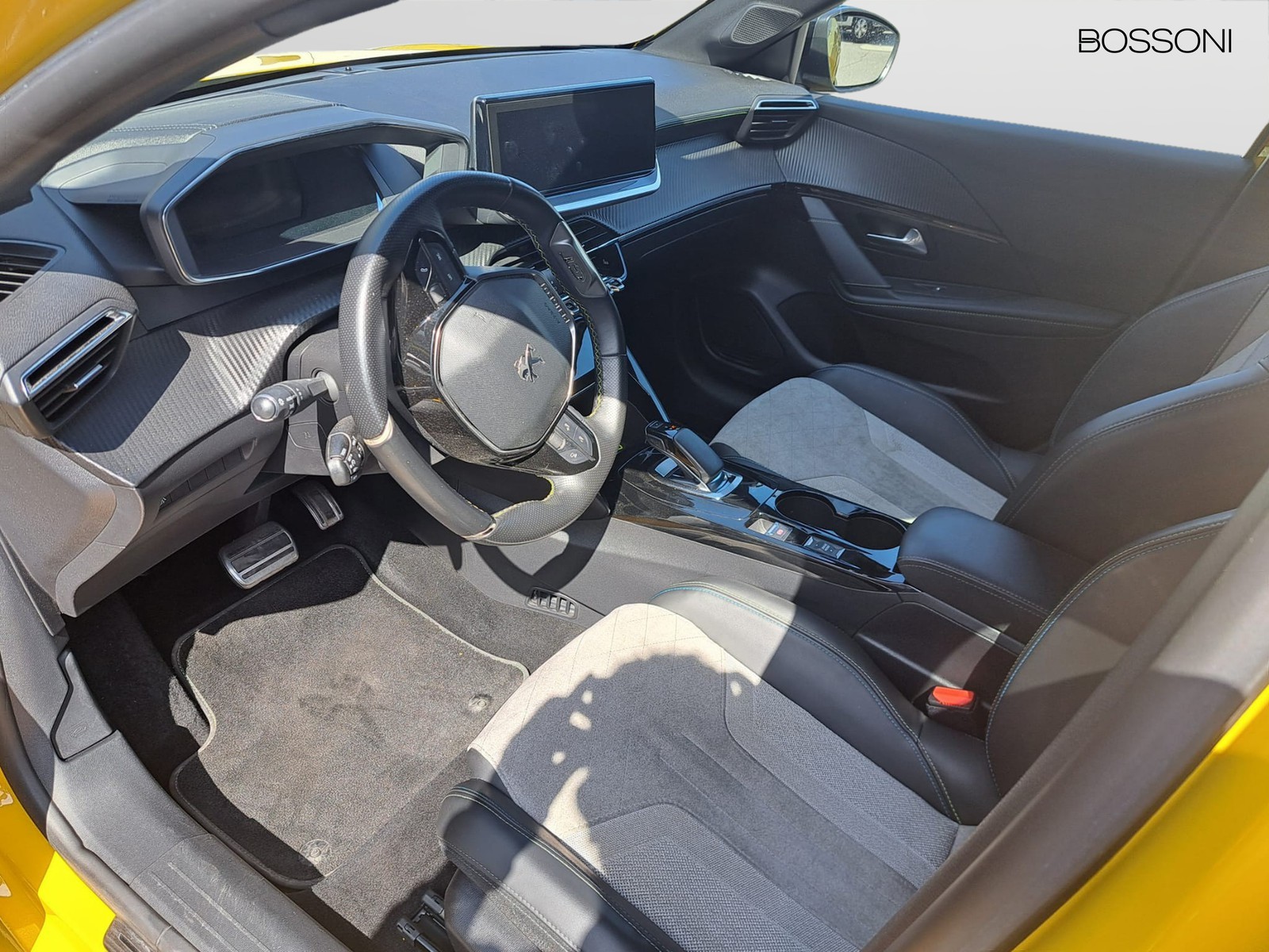 5 - Peugeot e-208 5 porte 100kw gt my20