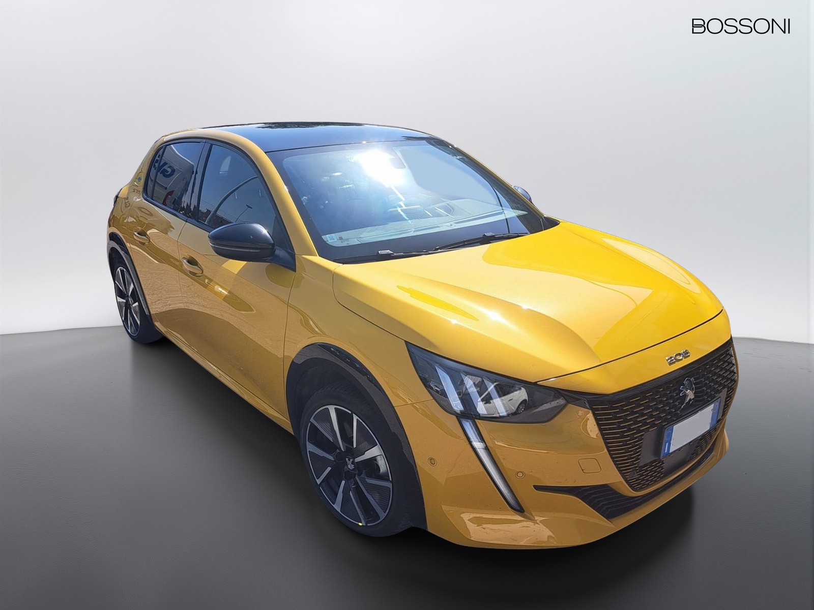 16 - Peugeot e-208 5 porte 100kw gt my20