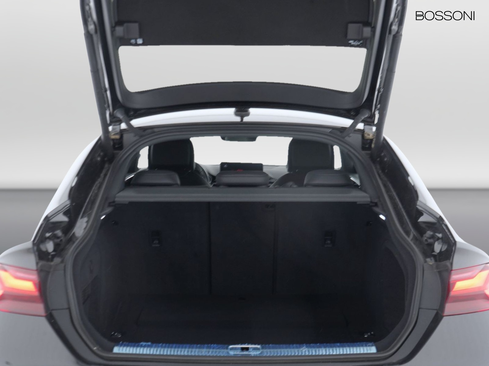 33 - Audi A5 sportback 40 2.0 tdi mhev 204cv business advanced s tronic