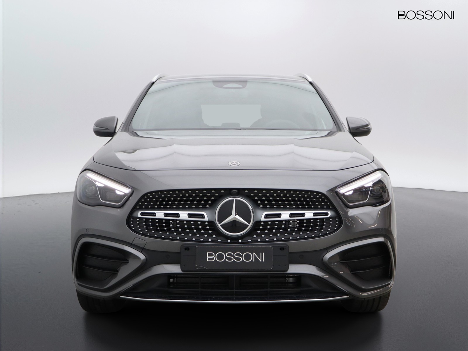 2 - Mercedes GLA 200 d amg line extra 8g-dct