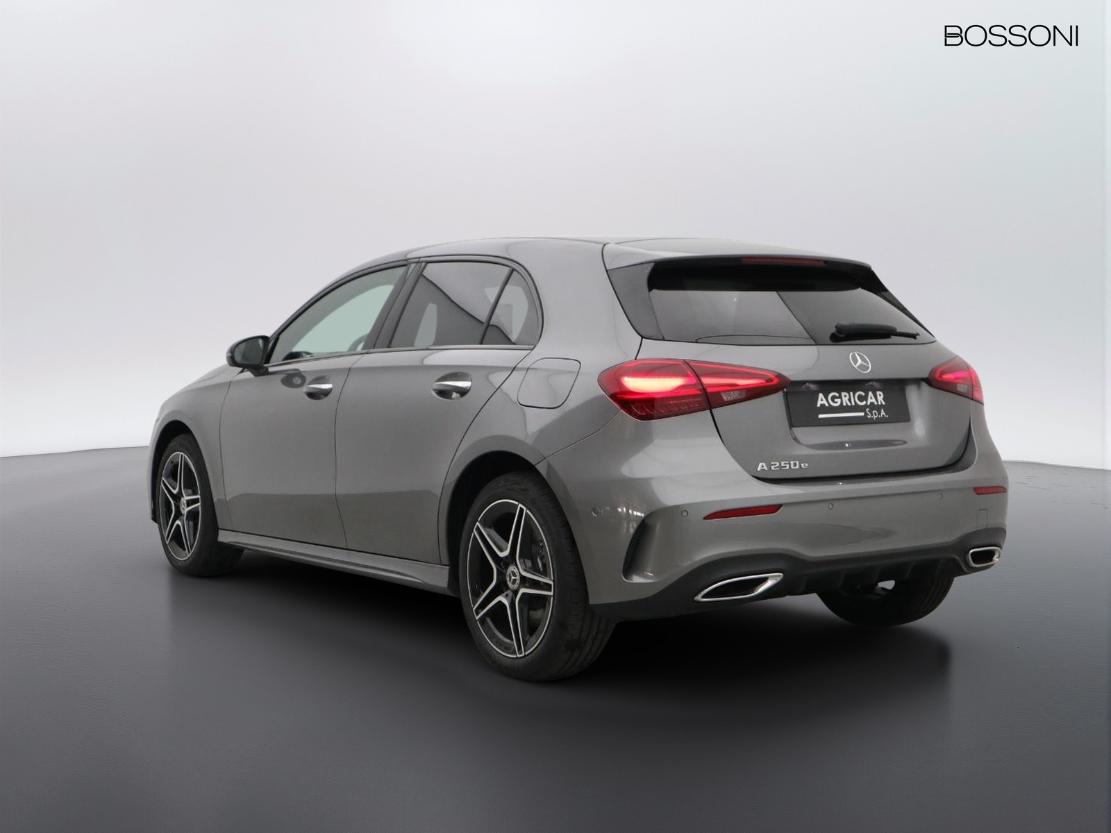 5 - Mercedes Classe A 250 e plug-in hybrid amg line advanced plus speedshift dct amg 8g